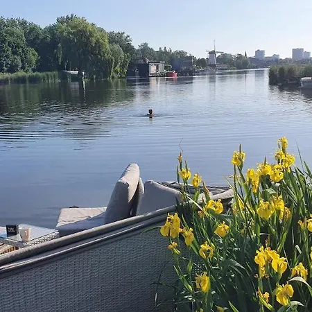Verborgen Parel Aan De Rotte 로테르담