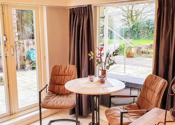 Verborgen Parel Aan De Rotte